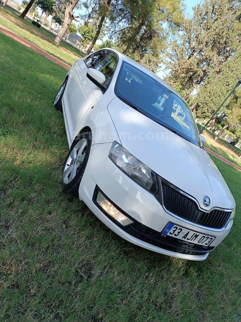 Sahibinden Skoda Rapid 1.6 CR TDI Elegance 2014 Model Hatay 222.000 km Beyaz 6