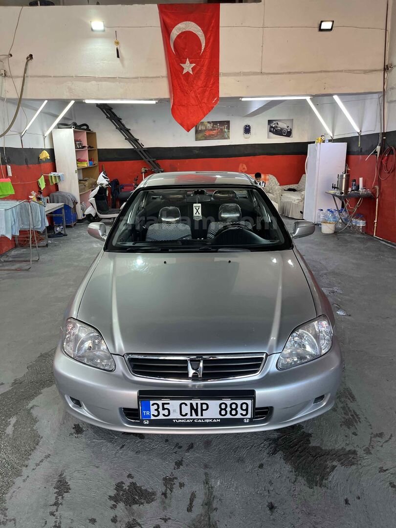 Sahibinden Honda Civic 1.4 i S 1999 Model İzmir 360.000 km Gri 1