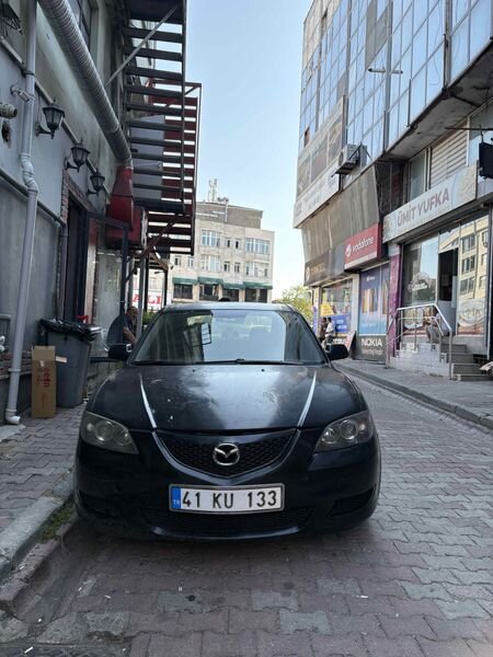 Sahibinden Mazda 3 1.6 Comfort 2006 Model İstanbul 360.000 km Siyah