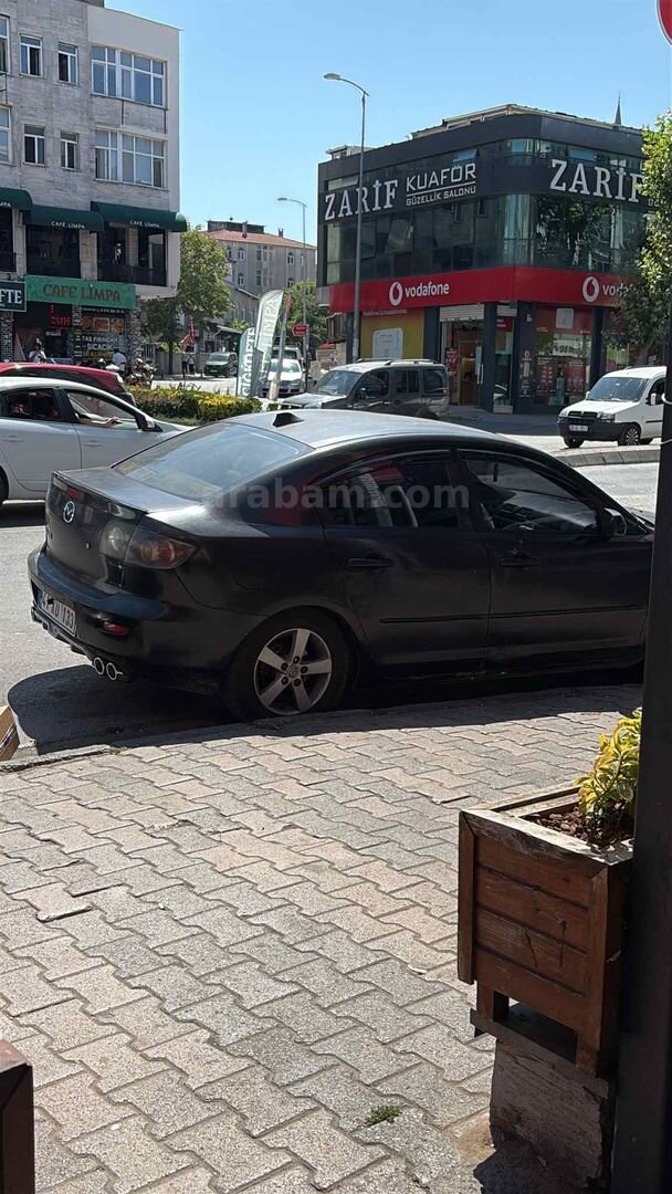 Sahibinden Mazda 3 1.6 Comfort 2006 Model İstanbul 360.000 km Siyah 3