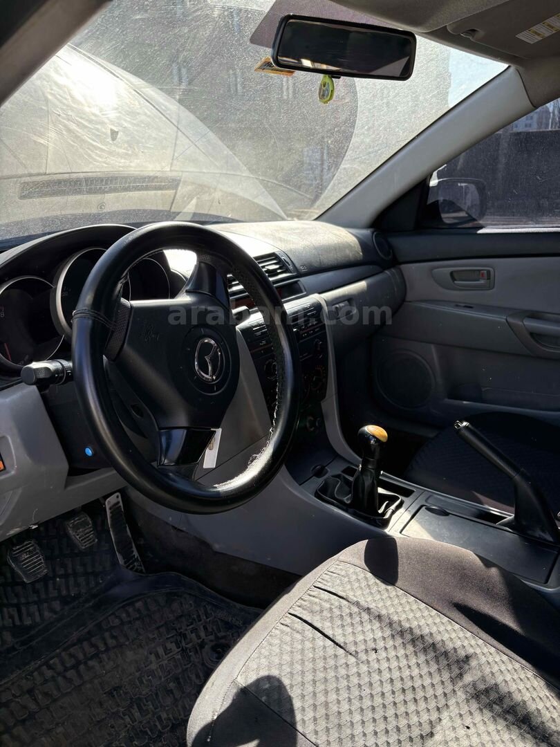 Sahibinden Mazda 3 1.6 Comfort 2006 Model İstanbul 360.000 km Siyah 5