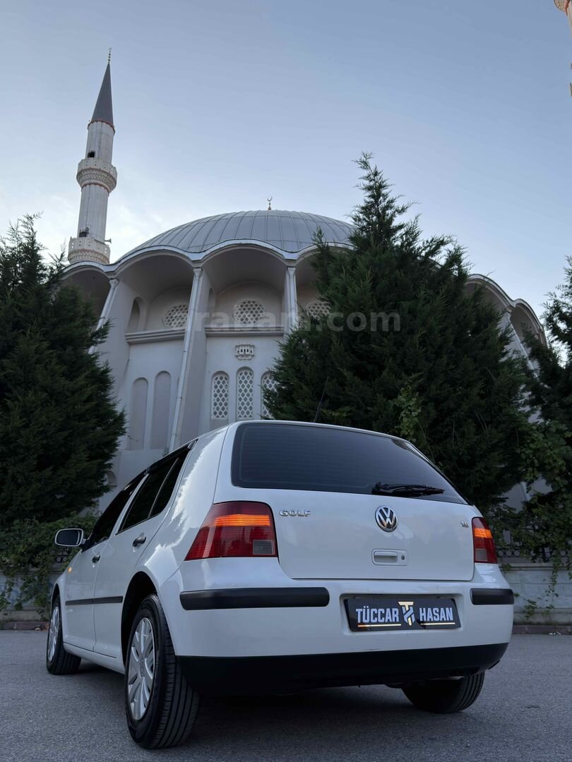 Galeriden Volkswagen Golf 1.6 Trendline 2001 Model Konya 300.000 km Beyaz 1