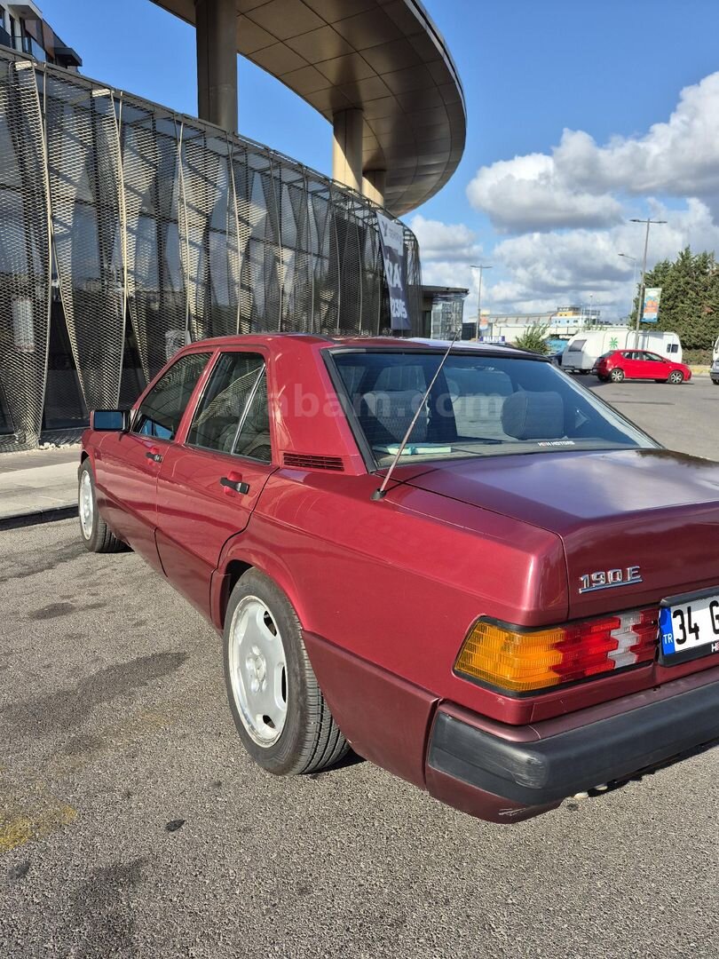 Sahibinden Mercedes - Benz 190 E 1.8 1990 Model İstanbul 120.000 km Bordo 5