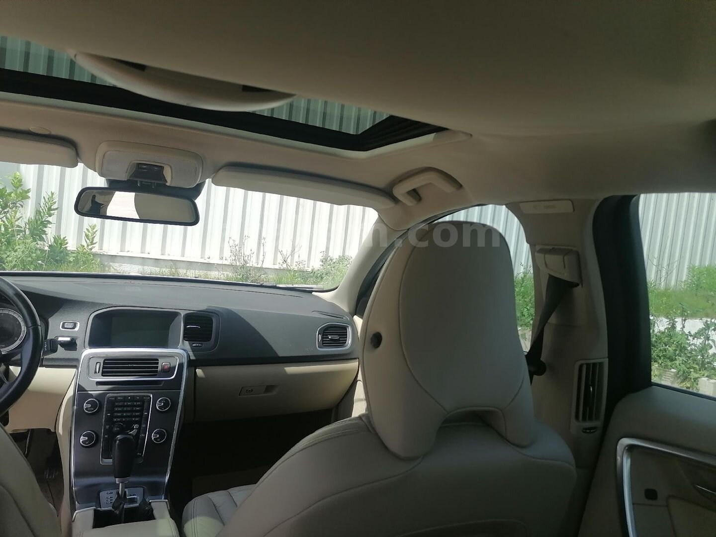 Sahibinden Volvo S60 1.6 T4 Premium 2012 Model Mersin 168.000 km Beyaz 7
