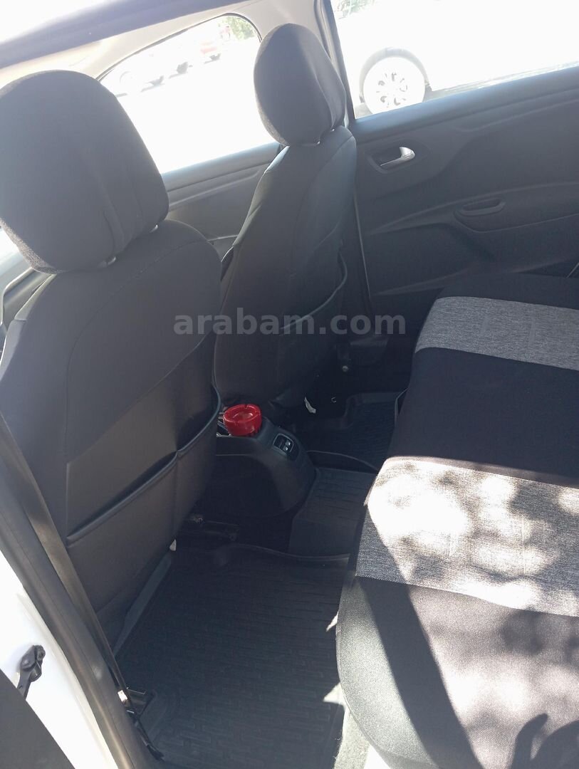 Sahibinden Citroen C-Elysée 1.6 HDi Confort 2016 Model Gaziantep 184.000 km Beyaz 7