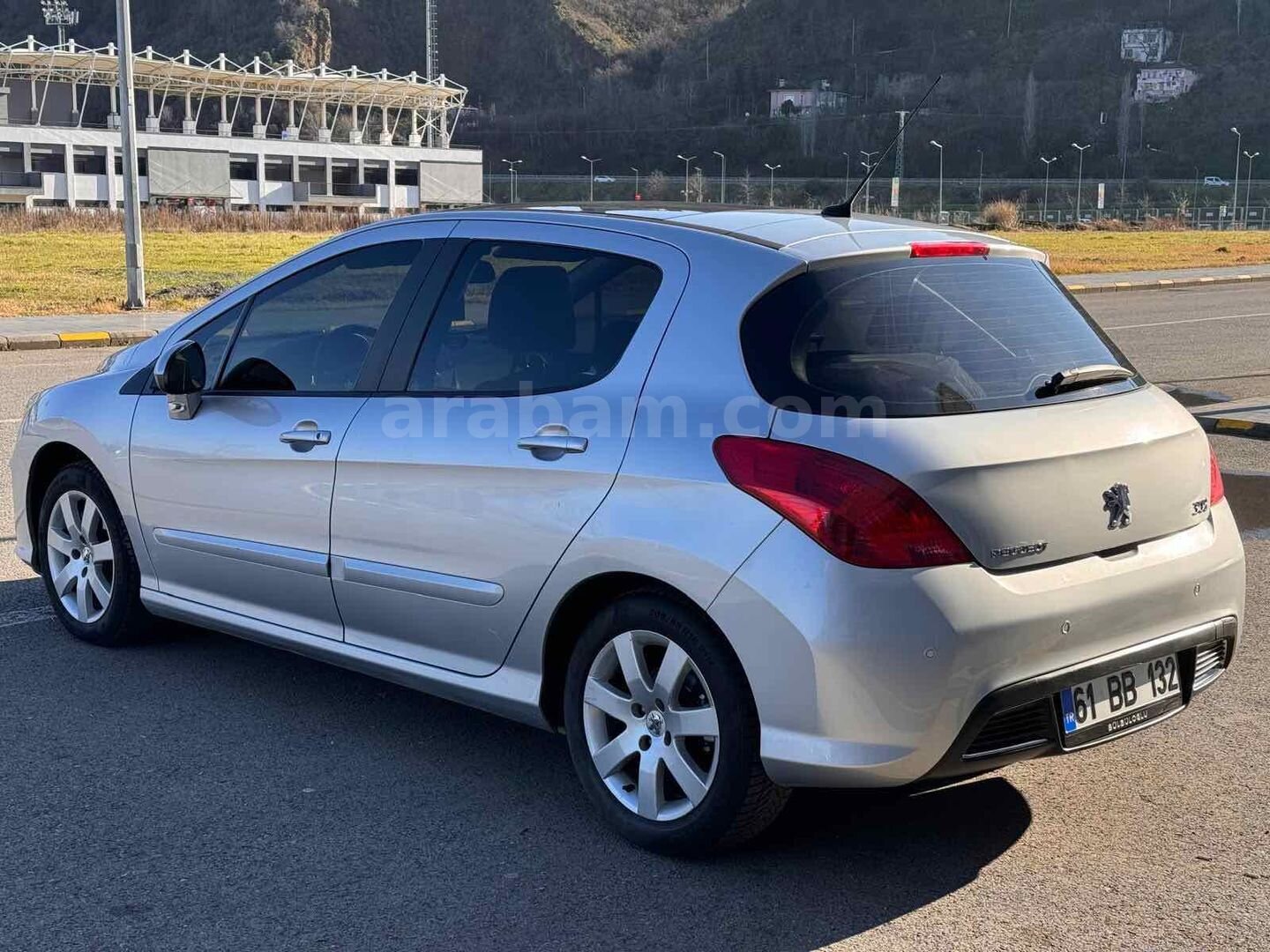Sahibinden Peugeot 308 1.6 HDi Premium Plus 2011 Model Trabzon 237.000 km Gri 6