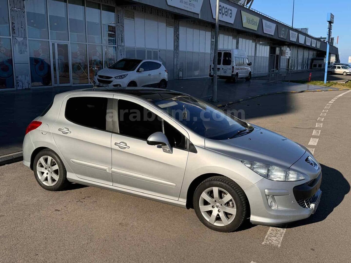 Sahibinden Peugeot 308 1.6 HDi Premium Plus 2011 Model Trabzon 237.000 km Gri 4