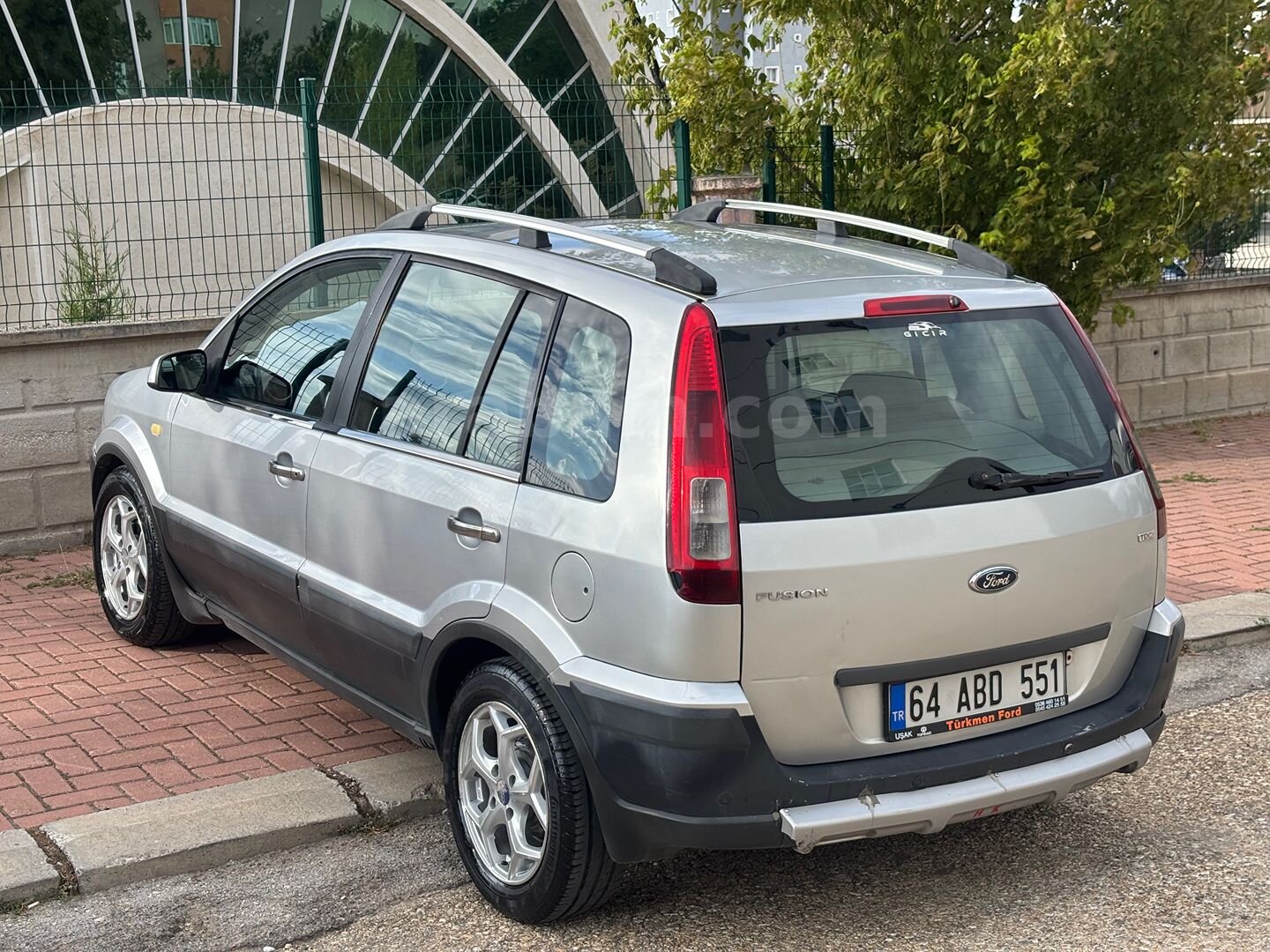 Sahibinden Ford Fusion 1.4 TDCi Urbanite 2009 Model Uşak 267.000 km Gri (Gümüş) 3