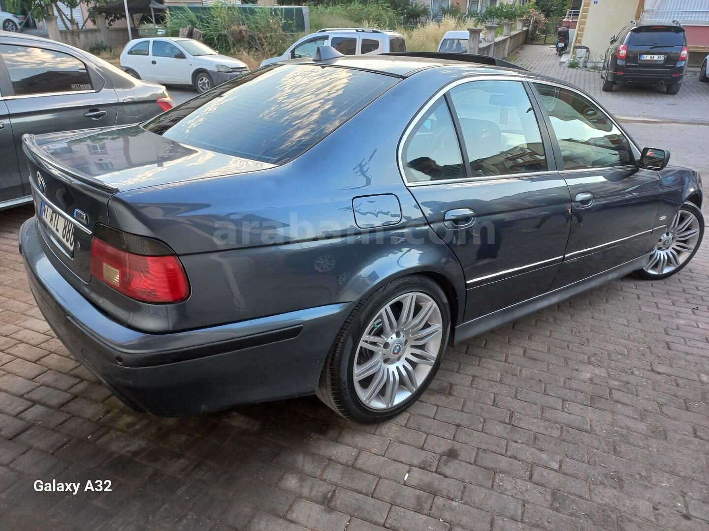Galeriden BMW 5 Serisi 520i Standart 1998 Model Kocaeli 435.000 km Mavi (metalik) 5