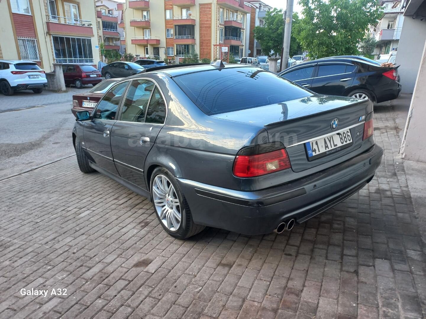 Galeriden BMW 5 Serisi 520i Standart 1998 Model Kocaeli 435.000 km Mavi (metalik) 4