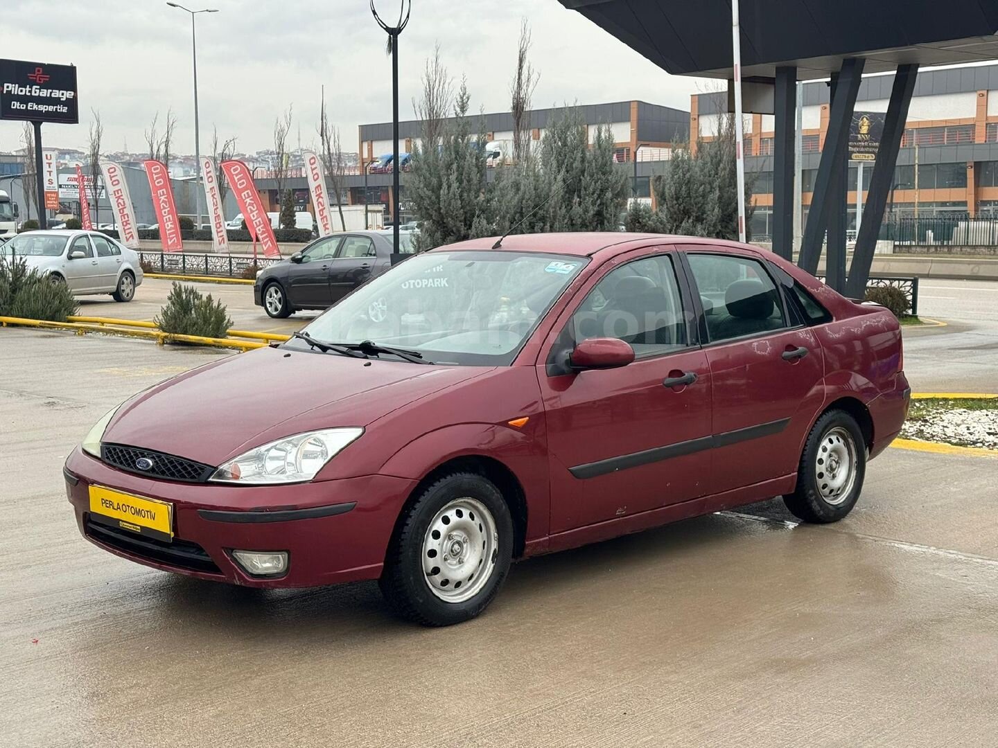 Sahibinden Ford Focus 1.6 Comfort 2003 Model Ankara 319.000 km Bordo 6