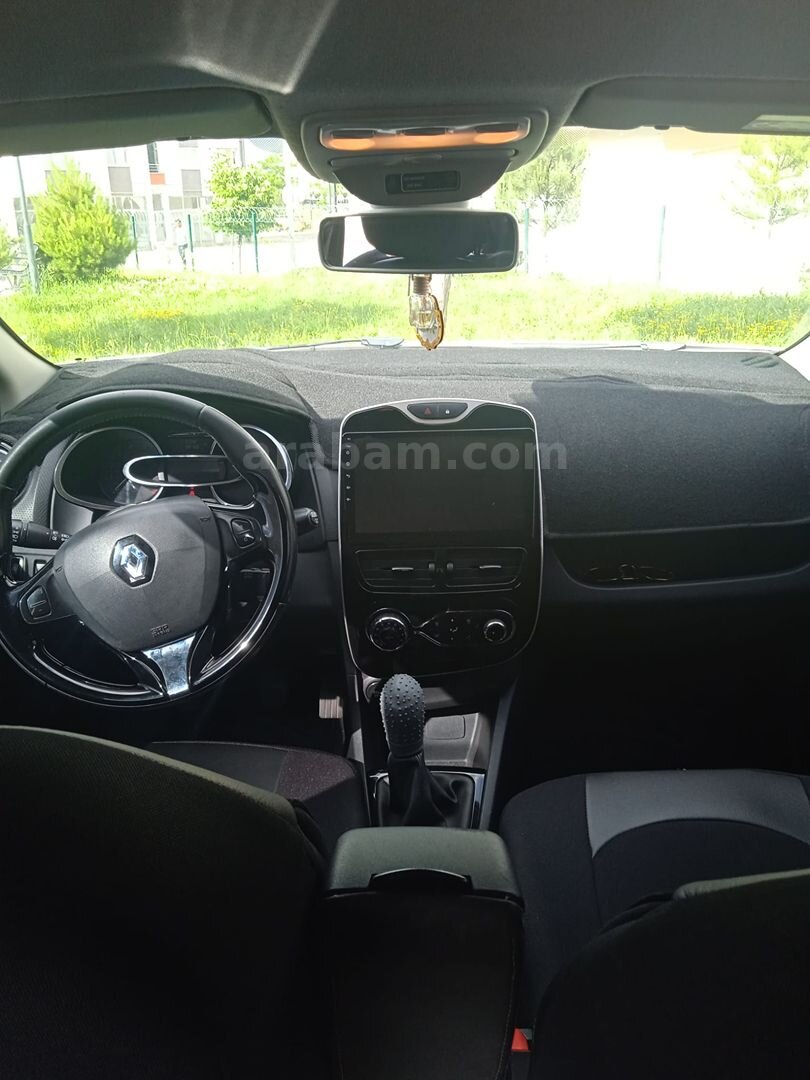 Sahibinden Renault Clio 1.5 dCi Icon 2014 Model Kayseri 310.000 km Beyaz 3