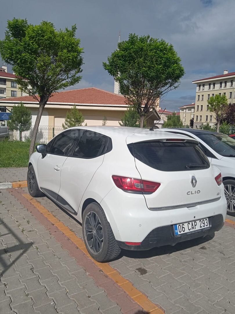 Sahibinden Renault Clio 1.5 dCi Icon 2014 Model Kayseri 310.000 km Beyaz 4