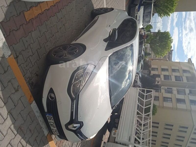 Sahibinden Renault Clio 1.5 dCi Icon 2014 Model Kayseri 310.000 km Beyaz
