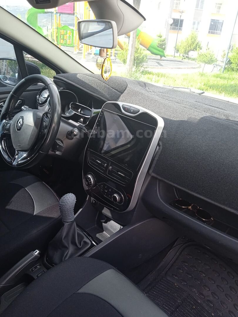 Sahibinden Renault Clio 1.5 dCi Icon 2014 Model Kayseri 310.000 km Beyaz 5