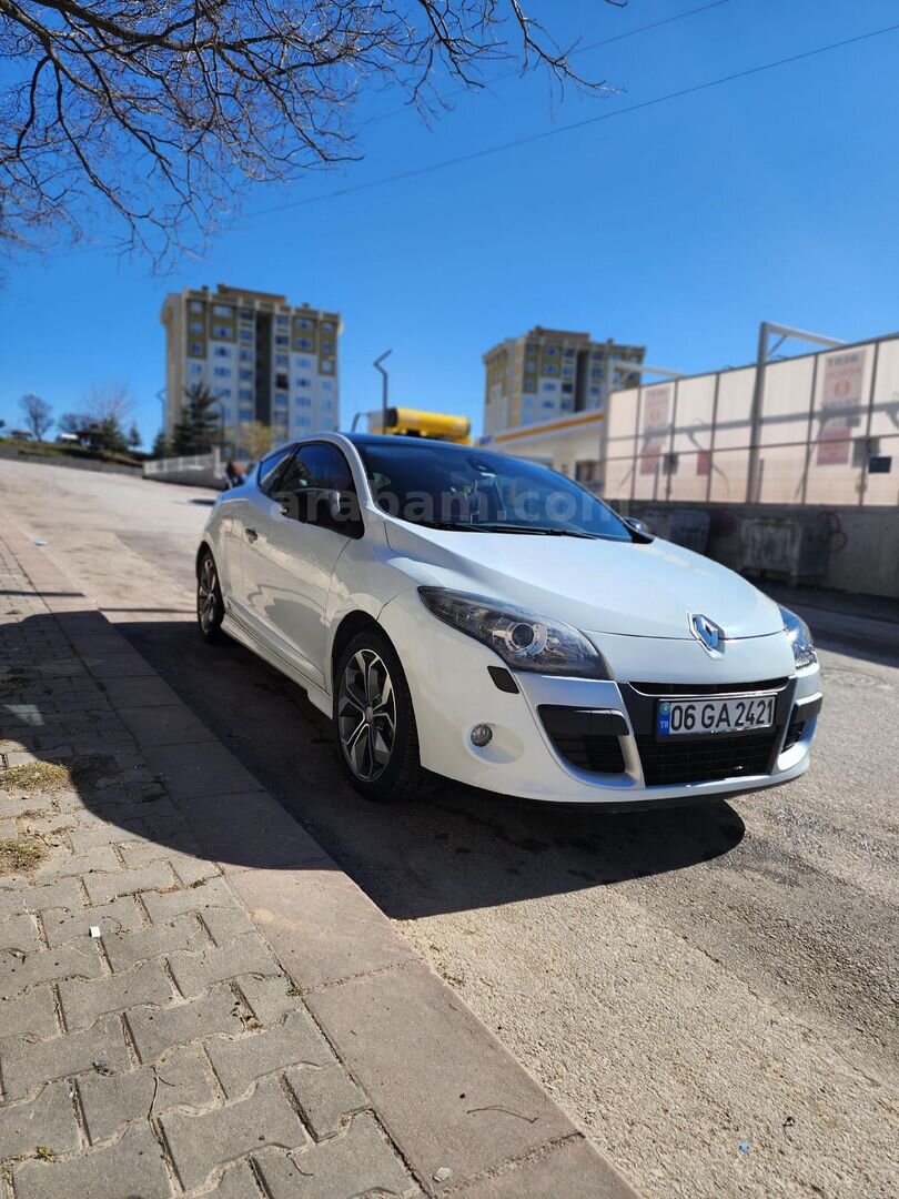 Sahibinden Renault Megane 1.5 dCi Impressor 2011 Model Ankara 310.000 km Beyaz 3