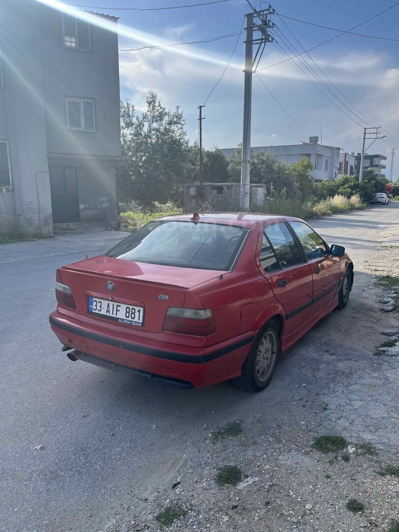 Sahibinden BMW 3 Serisi 318i Standart 1991 Model Mersin 340.000 km Kırmızı 3