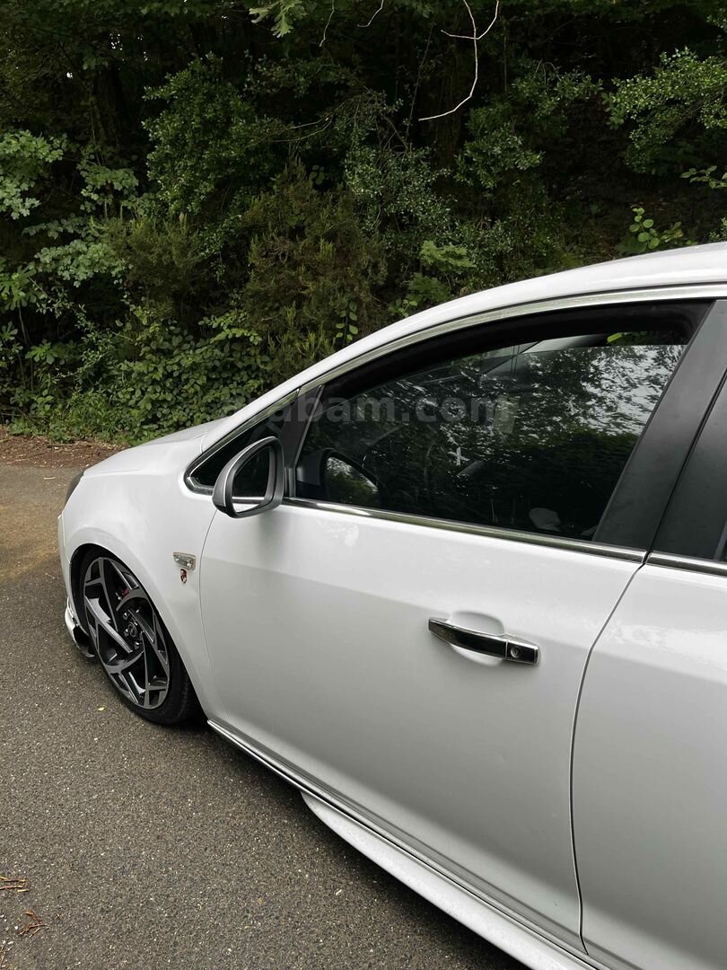Sahibinden Opel Astra 1.4 T Cosmo 2012 Model İstanbul 156.700 km Beyaz 7