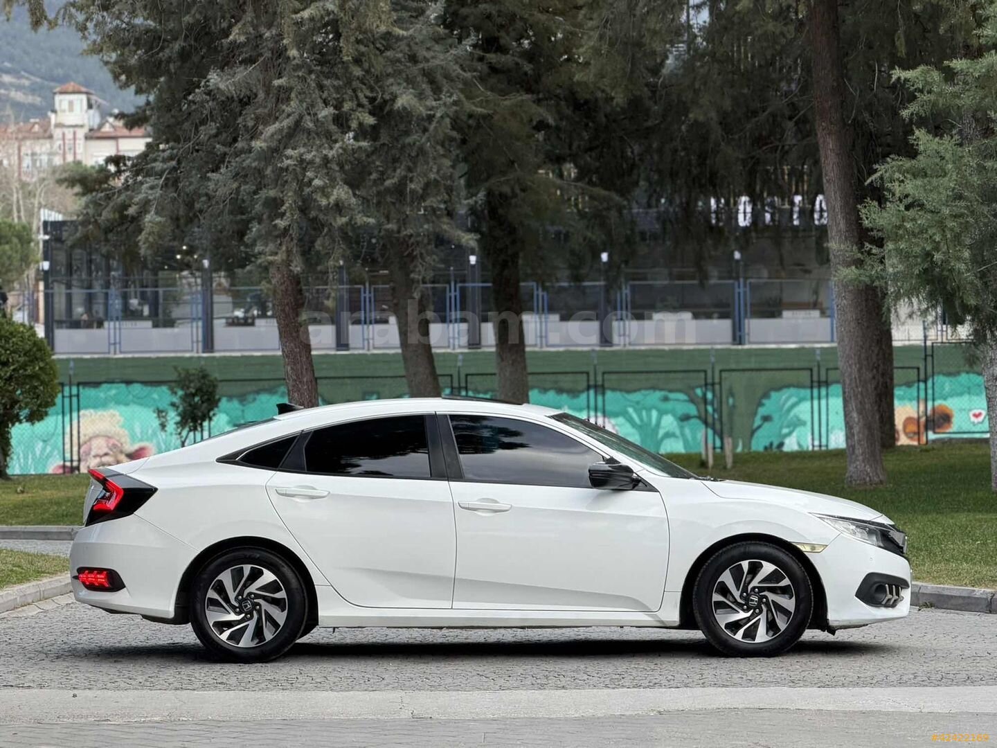 Galeriden Honda Civic 1.6i VTEC Eco Elegance 2019 Model Denizli 190.750 km Beyaz 4