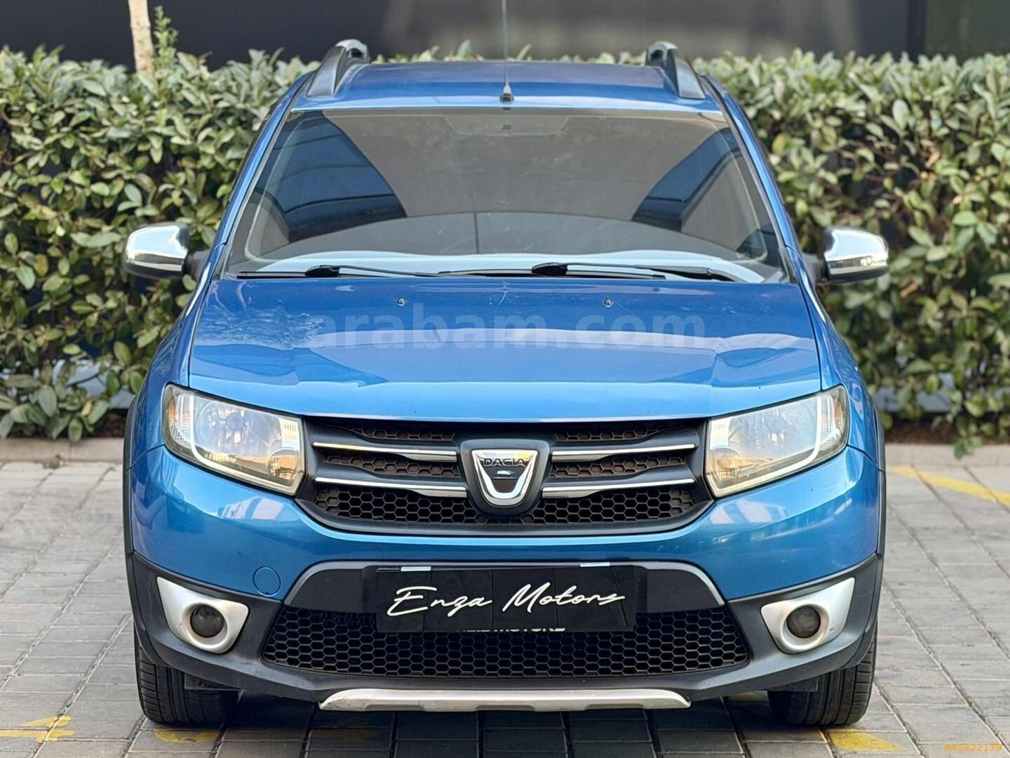 Galeriden Dacia Sandero 1.5 dCi Stepway 2012 Model İzmir 265.000 km Mavi 2