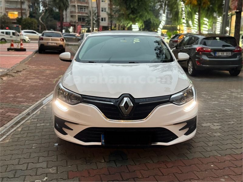 Sahibinden Renault Megane 1.3 TCe Joy 2022 Model Mersin 163.000 km Beyaz
