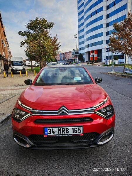 Sahibinden Citroen C4 X 1.2 PureTech Shine 2024 Model İstanbul 11.500 km Kırmızı