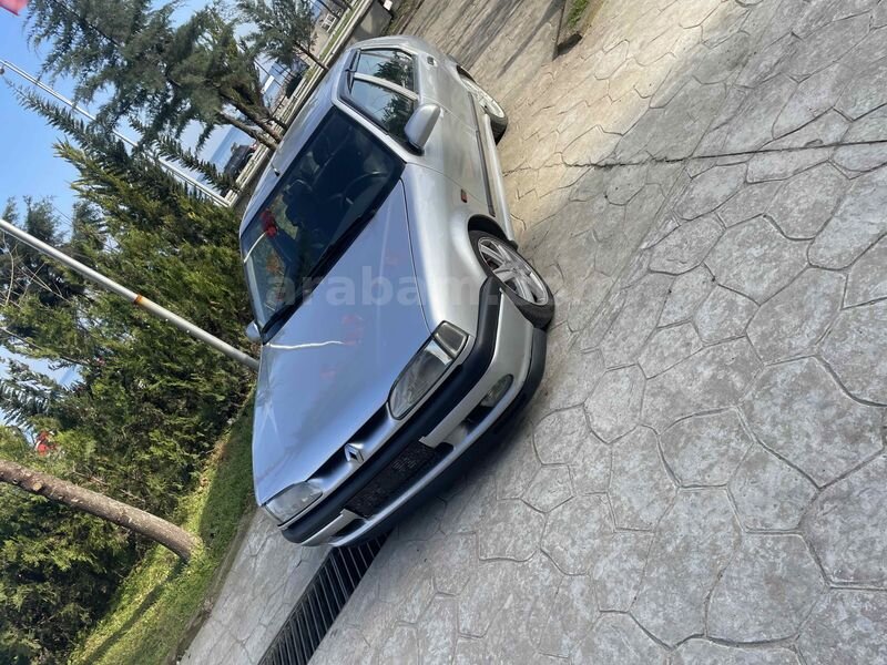 Sahibinden Renault R 19 1.6 Europa RNE 1998 Model Giresun 250.000 km Gri