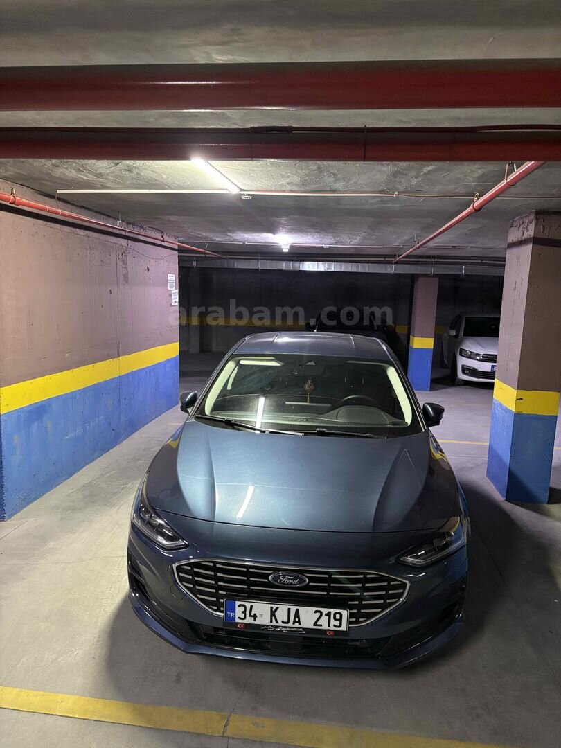 Sahibinden Ford Focus 1.5 EcoBlue Titanium X 2023 Model İstanbul 19.000 km Mavi 1
