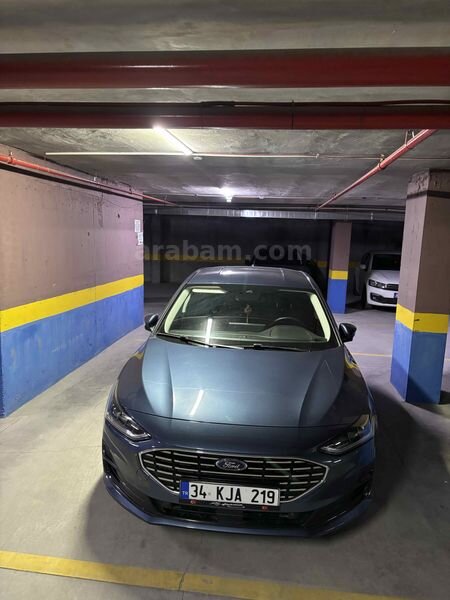 Sahibinden Ford Focus 1.5 EcoBlue Titanium X 2023 Model İstanbul 19.000 km Mavi