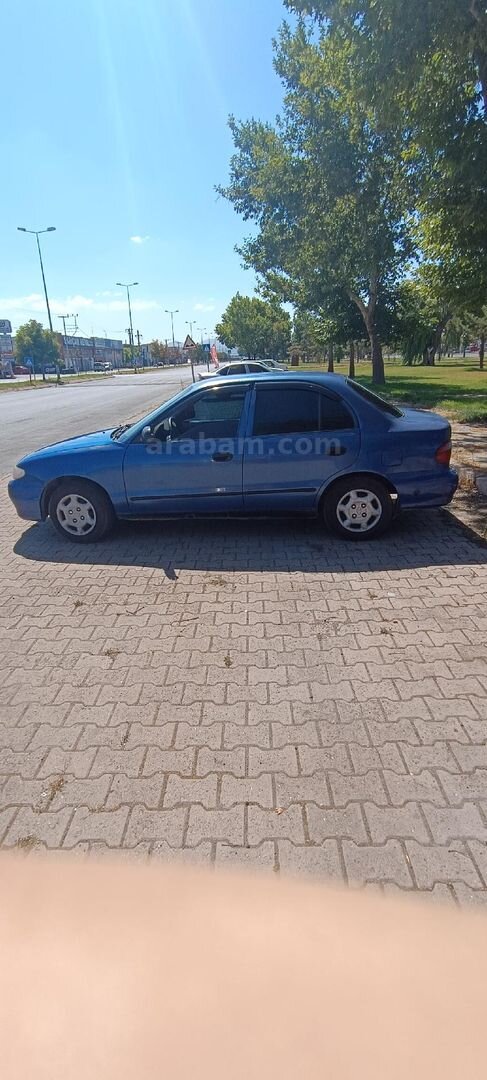 Sahibinden Hyundai Accent 1.5 GLS 1999 Model Kayseri 340.000 km Mavi 6