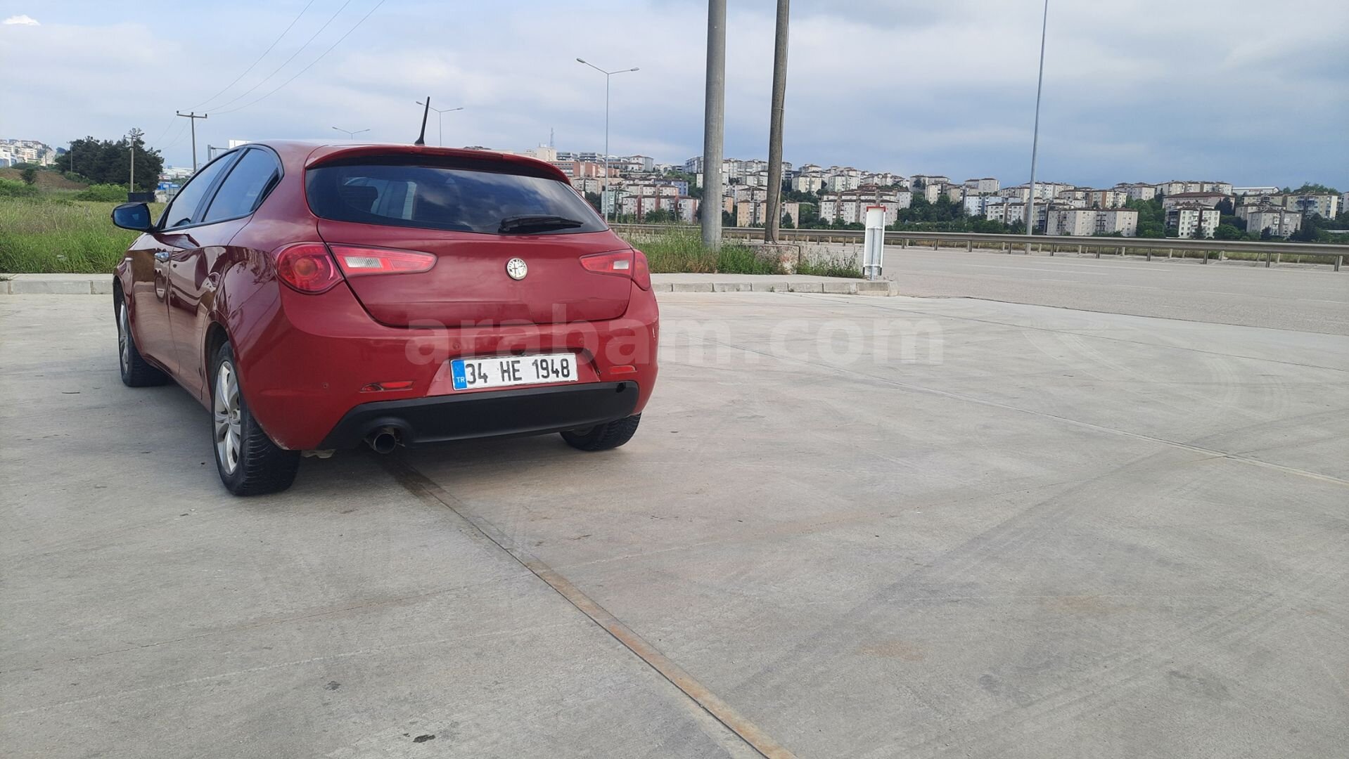 Sahibinden Alfa Romeo Giulietta 1.6 JTD Distinctive 2012 Model Bursa 306.000 km Kırmızı 7