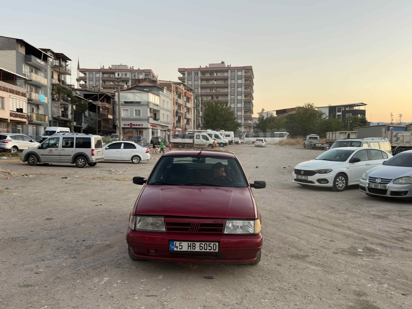 Galeriden Fiat Tempra 1.6 SX 1993 Model İzmir 250.000 km Kırmızı 2