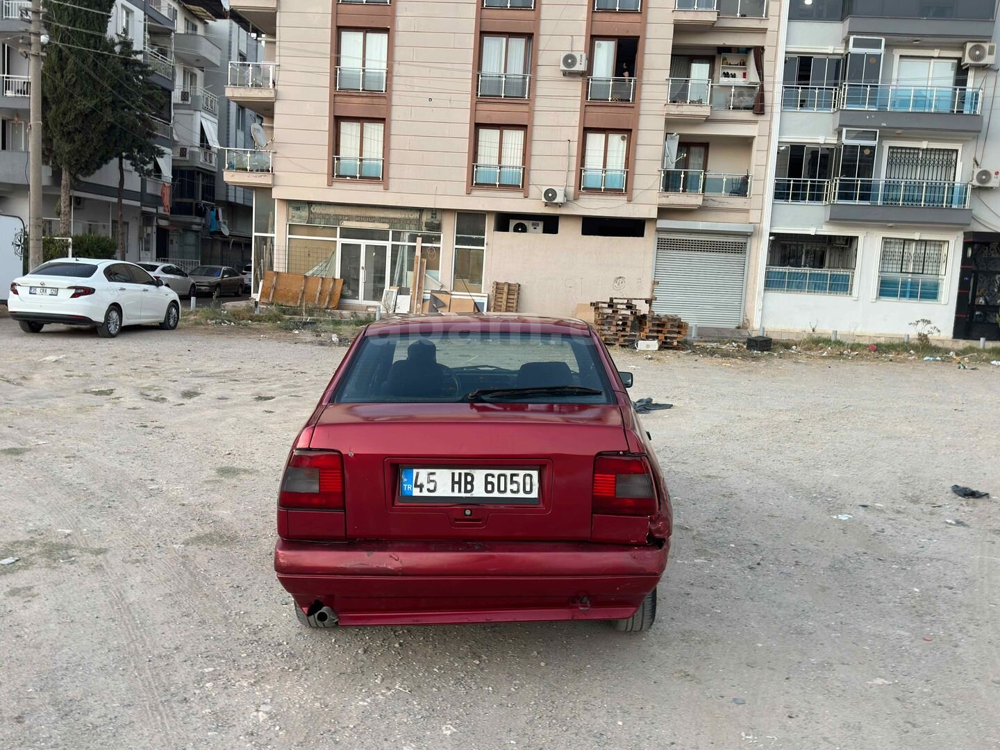Galeriden Fiat Tempra 1.6 SX 1993 Model İzmir 250.000 km Kırmızı 3
