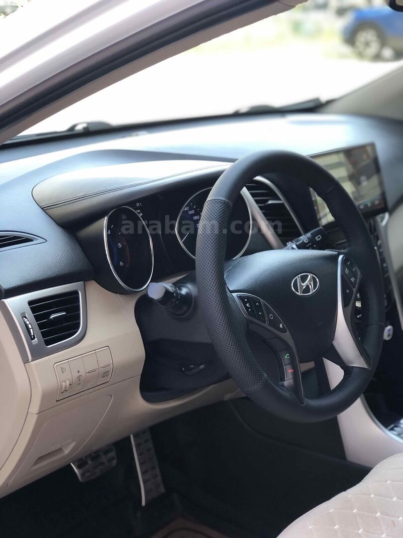 Sahibinden Hyundai i30 1.6 CRDi Elite 2016 Model Edirne 117.000 km Beyaz 7