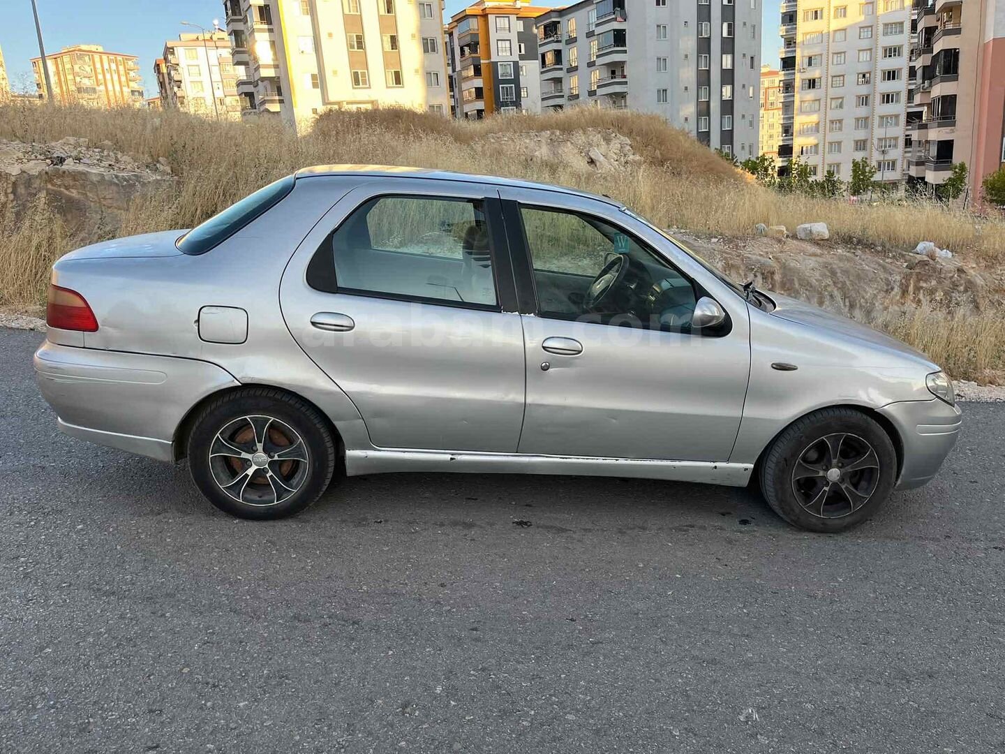 Sahibinden Fiat Albea 1.3 Multijet Active 2005 Model Gaziantep 275.000 km Gri (Gümüş) 3