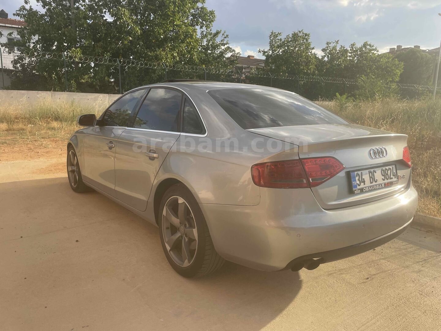 Sahibinden Audi A4 Sedan 2.0 TDI 2010 Model Kırklareli 308.000 km Gri 7