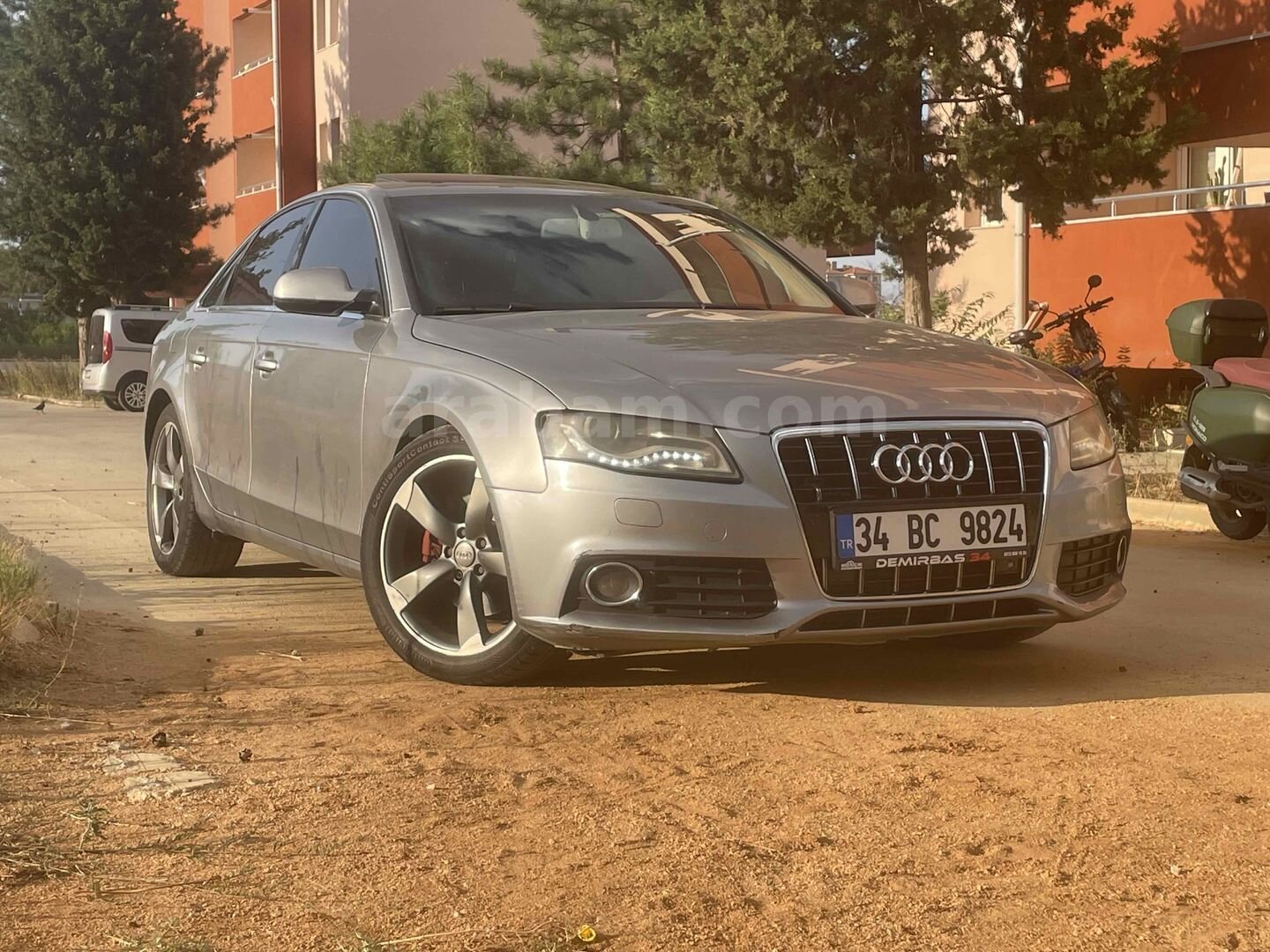 Sahibinden Audi A4 Sedan 2.0 TDI 2010 Model Kırklareli 308.000 km Gri 1