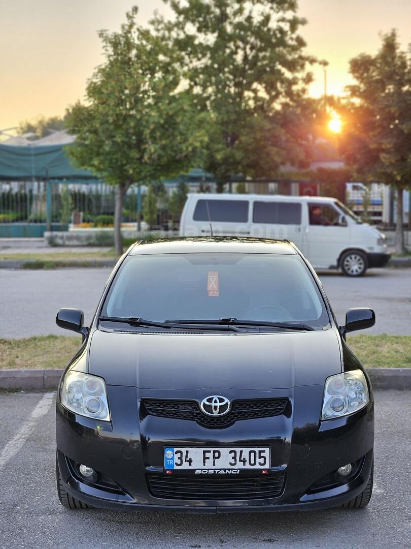 Sahibinden Toyota Auris 1.6 Comfort 2008 Model Ankara 175.000 km Siyah 2