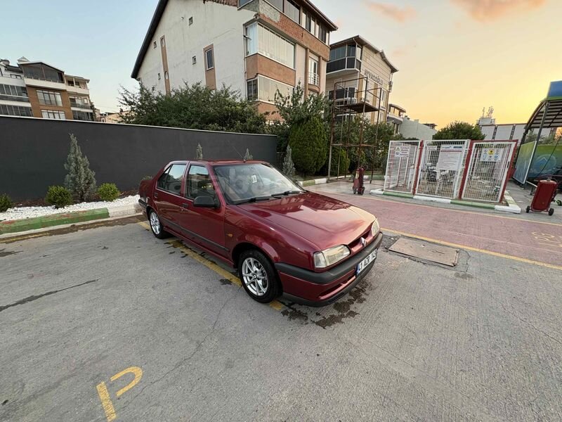 Sahibinden Renault R 19 1.6 Europa RNE 1999 Model Kocaeli 277.000 km Kırmızı