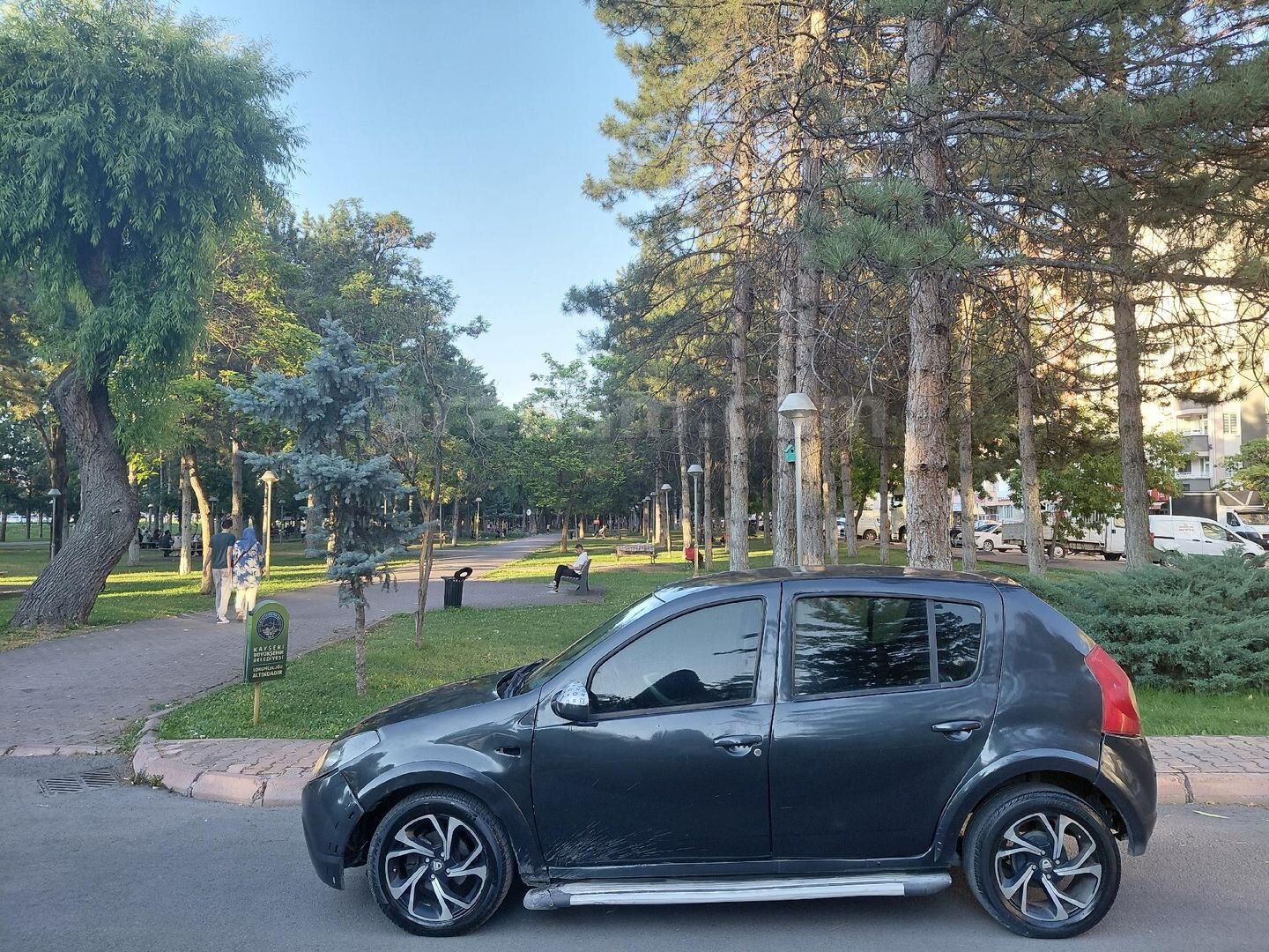 Galeriden Dacia Sandero 1.6 Stepway 2011 Model Kayseri 225.000 km Füme 6
