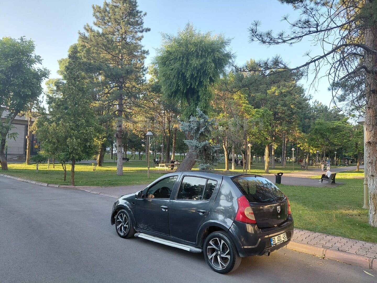 Galeriden Dacia Sandero 1.6 Stepway 2011 Model Kayseri 225.000 km Füme 5