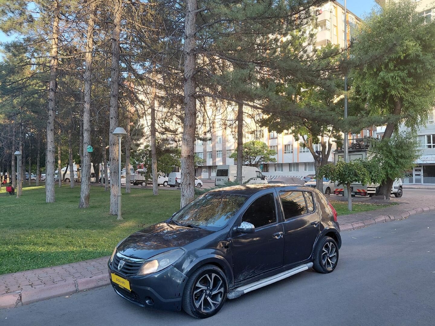 Galeriden Dacia Sandero 1.6 Stepway 2011 Model Kayseri 225.000 km Füme 7