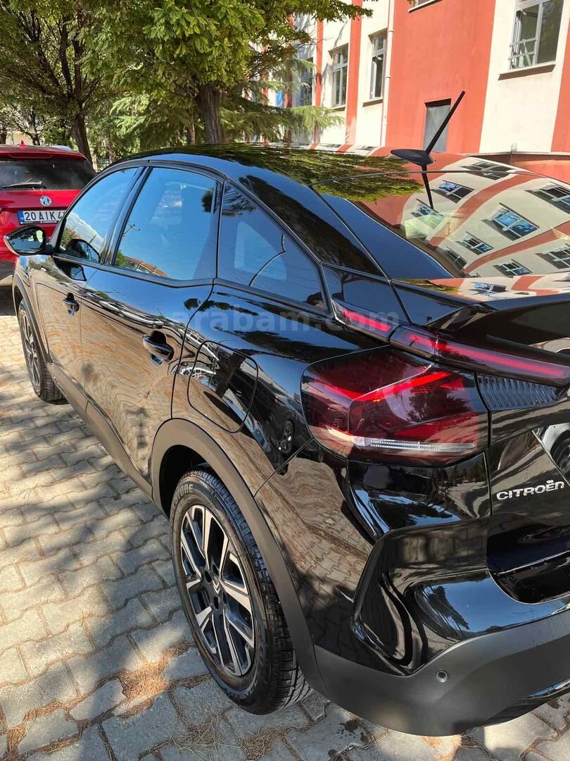 Sahibinden Citroen C4 1.2 PureTech Feel Bold 2024 Model Denizli 16.500 km Siyah 4
