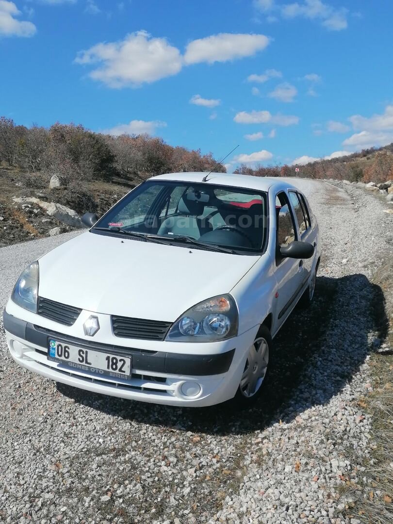 Sahibinden Renault Clio 1.4 Authentique 2004 Model Ankara 192.000 km Beyaz 1