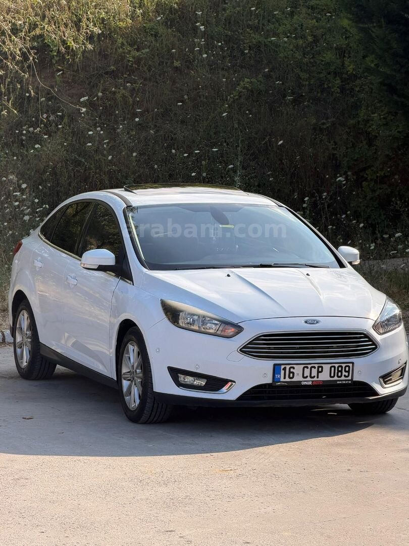 Sahibinden Ford Focus 1.6 TDCi Titanium X 2015 Model Bursa 190.000 km Beyaz 2