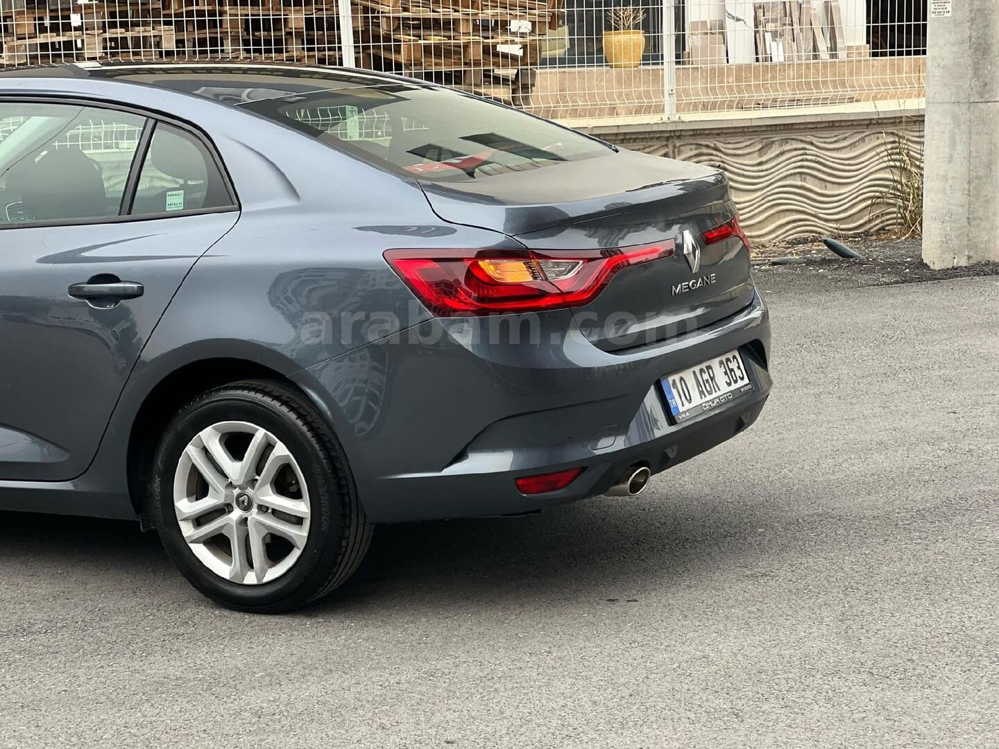 Sahibinden Renault Megane 1.3 TCe Joy 2020 Model Mersin 98.000 km Füme 4
