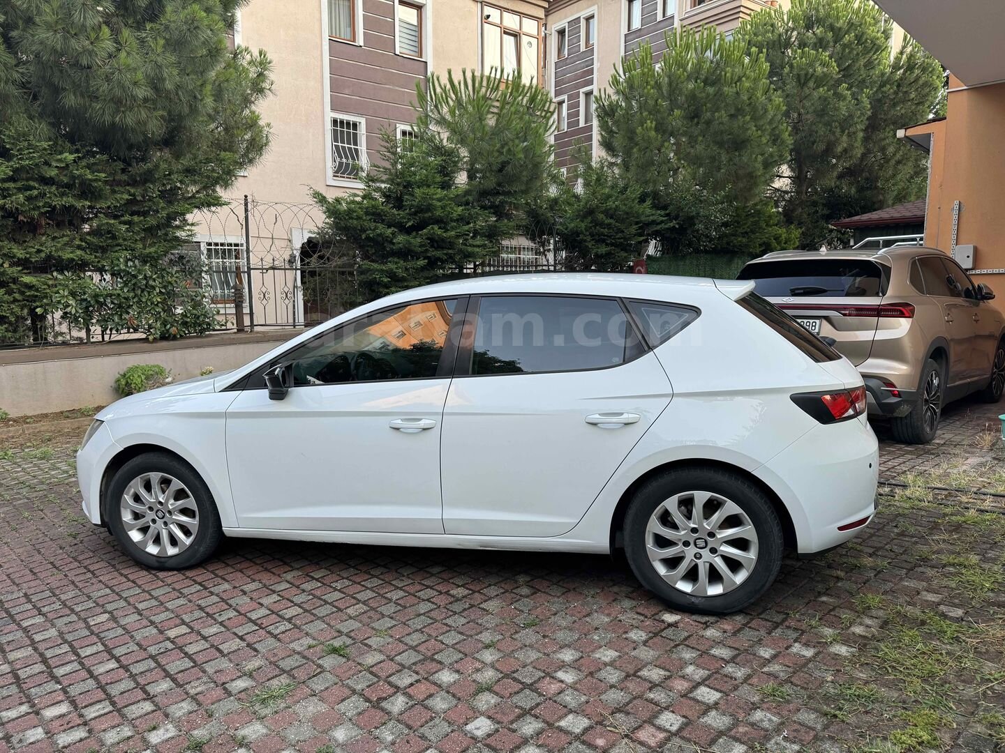 Sahibinden Seat Leon 1.2 TSI Style 2016 Model İstanbul 142.000 km Beyaz 2