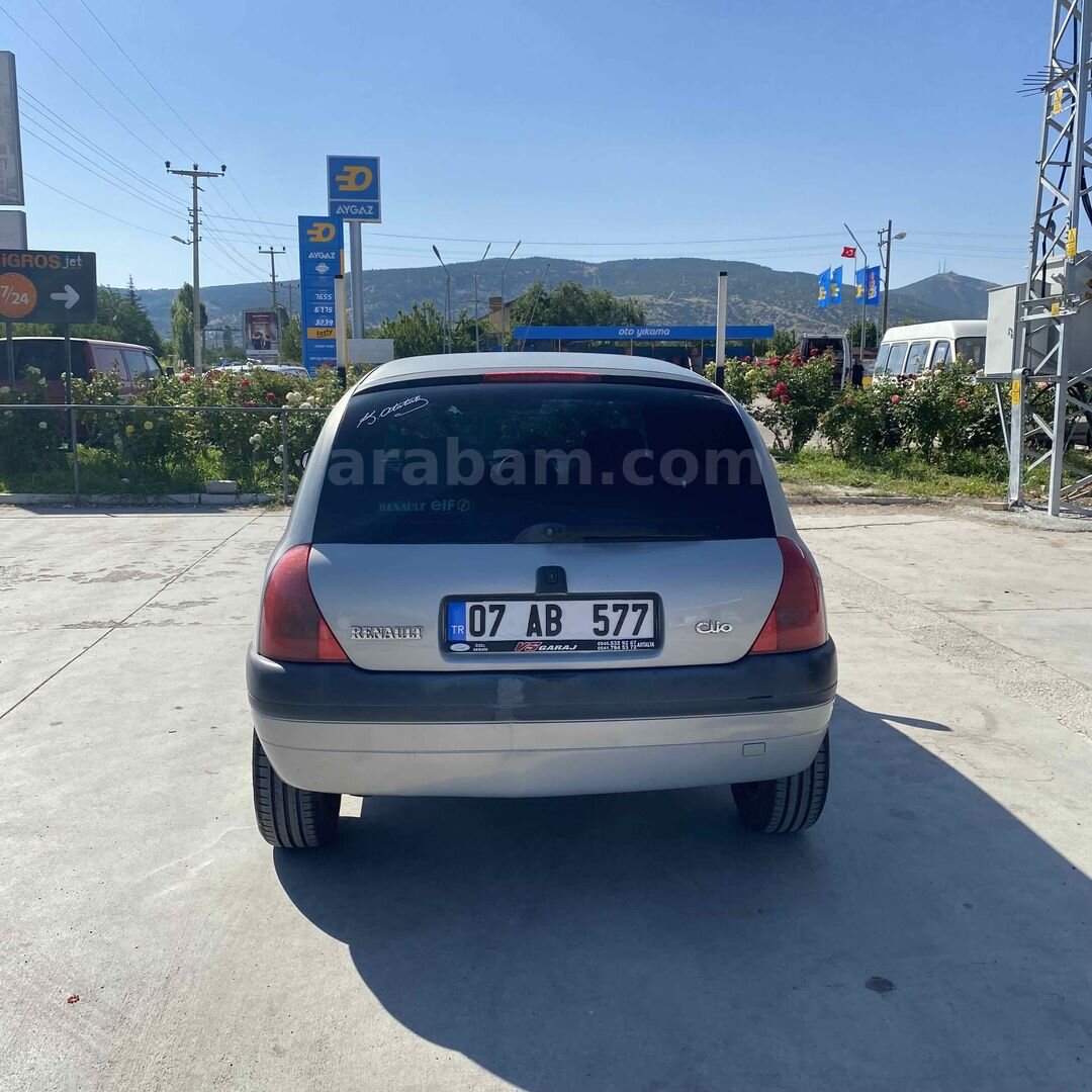 Sahibinden Renault Clio 1.6 RTE 2000 Model Antalya 133.000 km Gri 3
