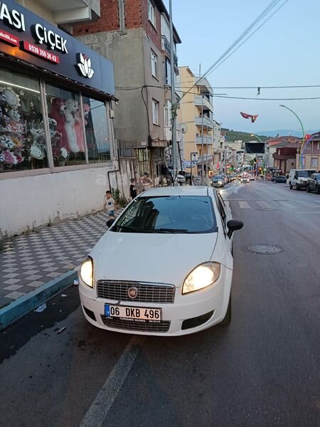 Sahibinden Fiat Linea 1.3 Multijet Active 2008 Model Ankara 307.000 km Beyaz