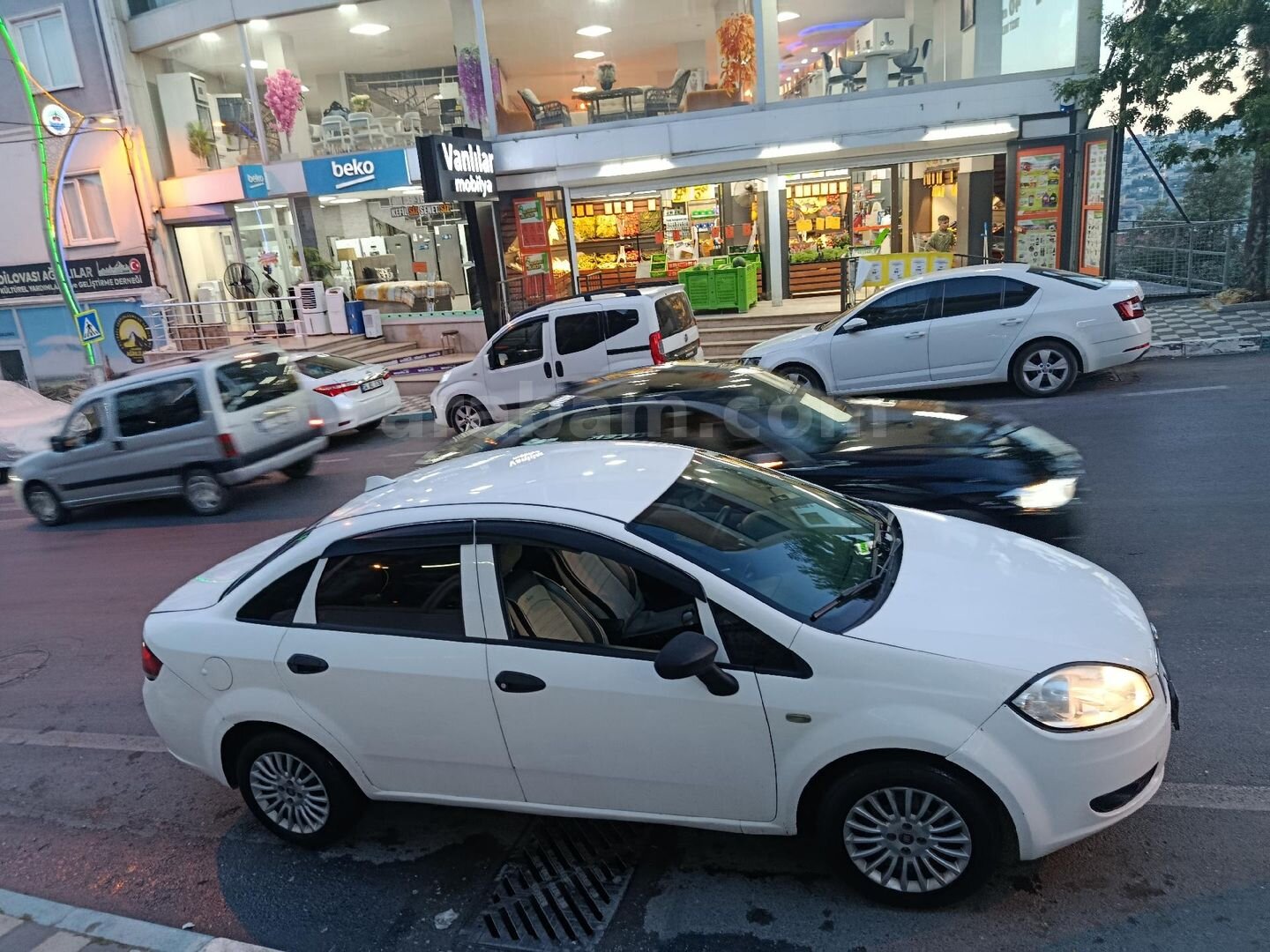 Sahibinden Fiat Linea 1.3 Multijet Active 2008 Model Ankara 307.000 km Beyaz 5